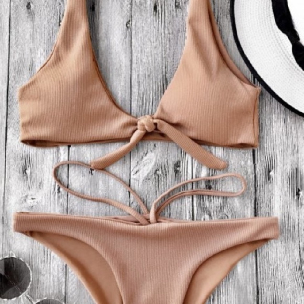 🌿FINAL🌿Zaful Knotted Textured Scoop Bikini Set